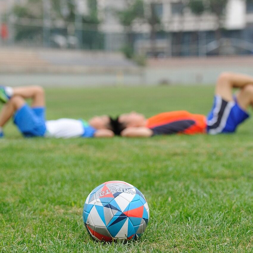 football-1533213_1280
